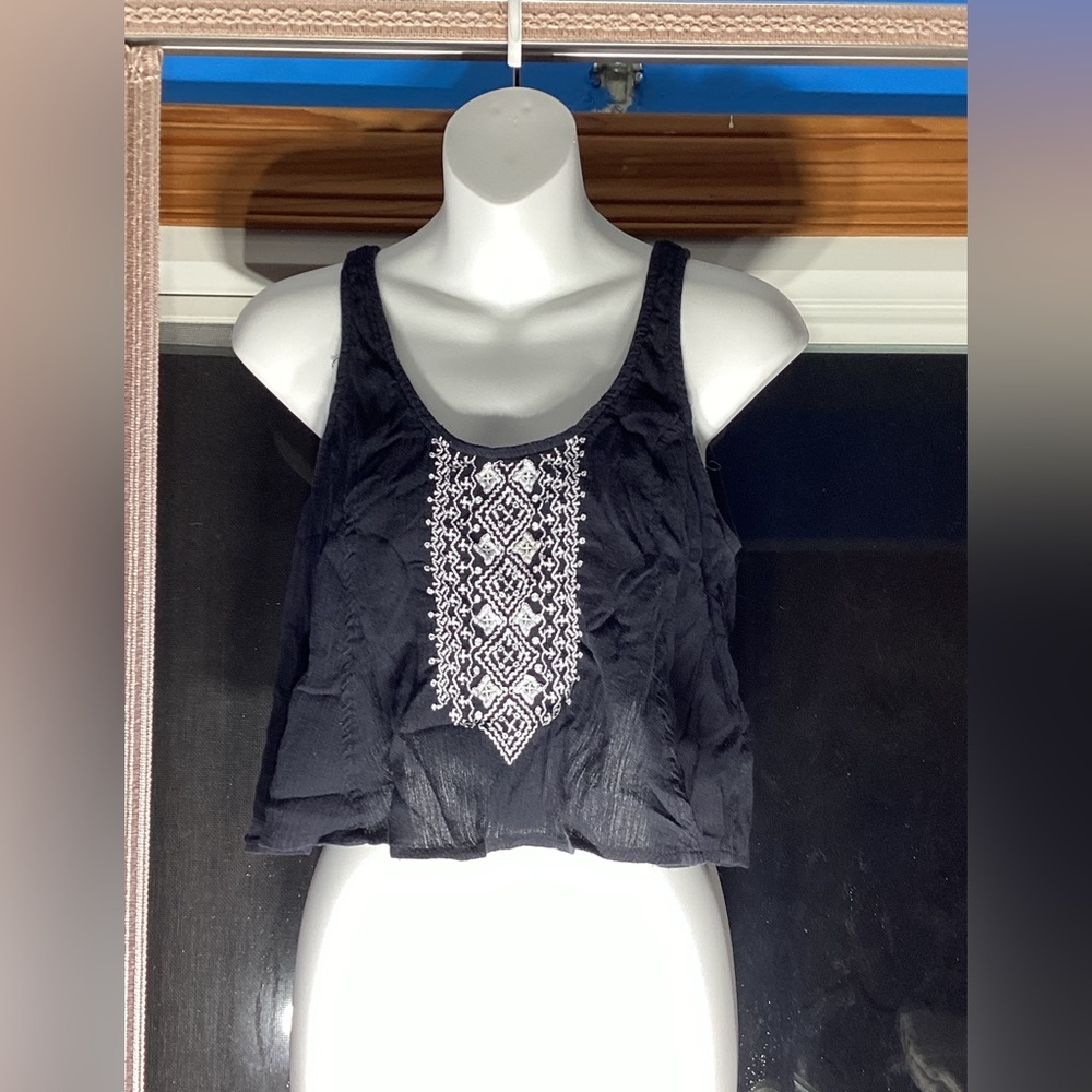 Decree Black and White Crop Top Size M